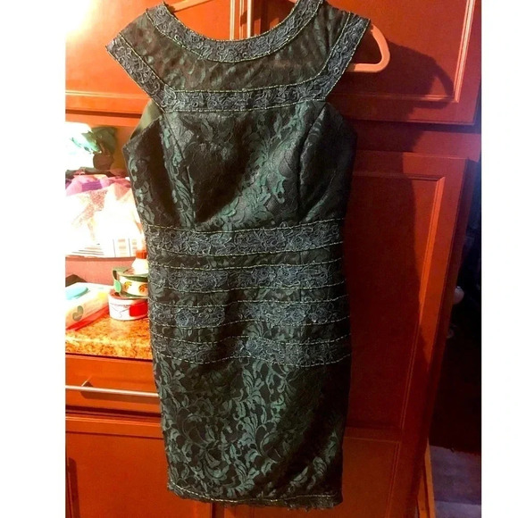 NWOT Formal/cocktail stunning green sheath… - Picture 6 of 12